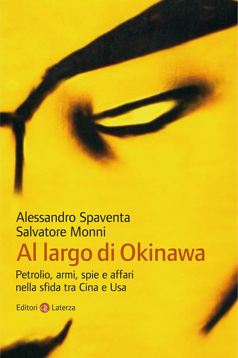 Al largo di Okinawa